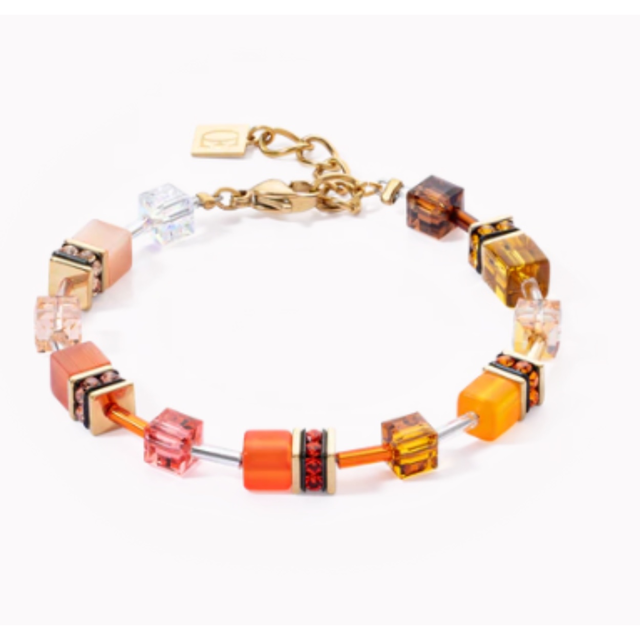 Dit is een armband van het merk Coeur de Lion gemaakt voor dames.
