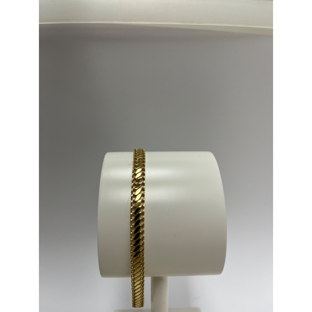 Lengte 19 cm 

Breedte 5.4 mm