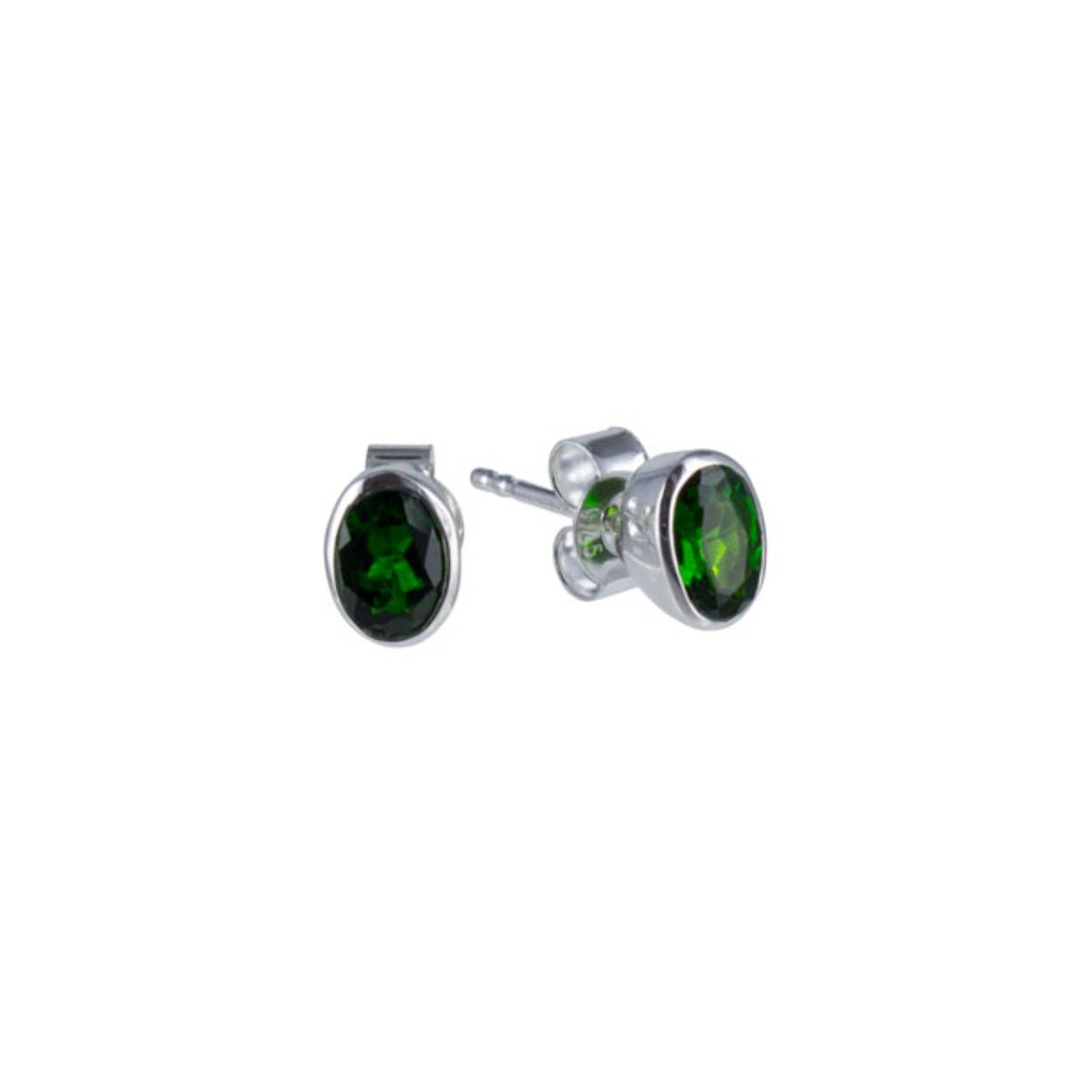 Zilveren oorsteker met chroomdiopside