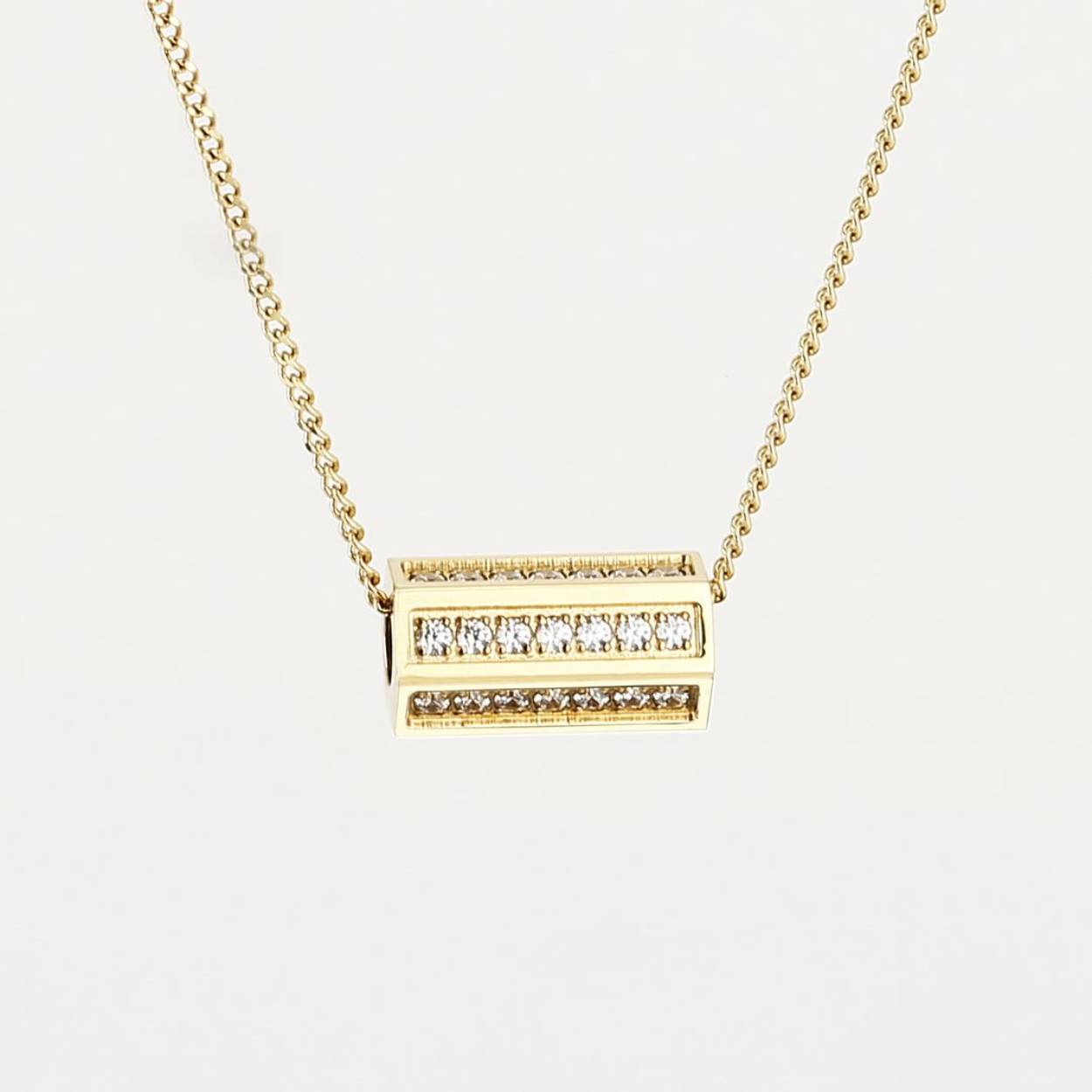 De Platings van ZAG Bijoux zijn van de allerbeste kwaliteit. De kettingen van ZAG zijn echte eyecatchers en passen leuk bij elkaar.