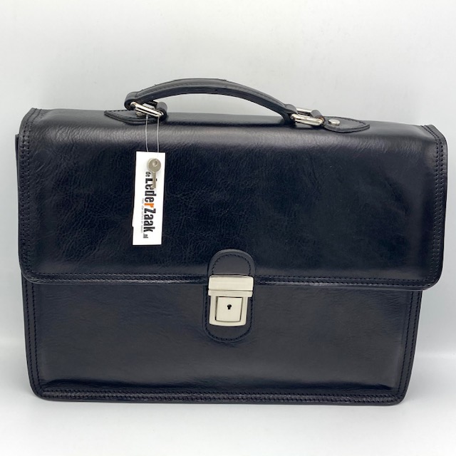 Werktas voorzien  van handgreep. En kan worden afgesloten d.m.v. een  klep met slot. Onder de klep naast een hoofdvak ook 1 handig rits vak. Verder is deze tas voorzien van een handige afneembare schouderriem en gemaakt van generfd leder uit Italië. De afmeting is 29 x 34 x 9	. Wilt u een laptop meenemen? Zorg dan ervoor dat deze niet groter is dan <15 inch.
