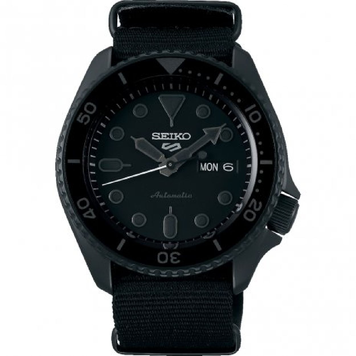 Dit herenhorloge is van het merk Seiko. Het is een analoog horloge gemaakt van nylon. De diameter van de kast is 42.5 mm en de kast is 14 mm dik.
De verdere specificaties van het horloge zijn als volgt:
Glassoort: hardlex mineraal glas
Bandbreedte: 22
Kastmateriaal: staal
Waterdichtheid: 10 ATM
Techniek: automaat