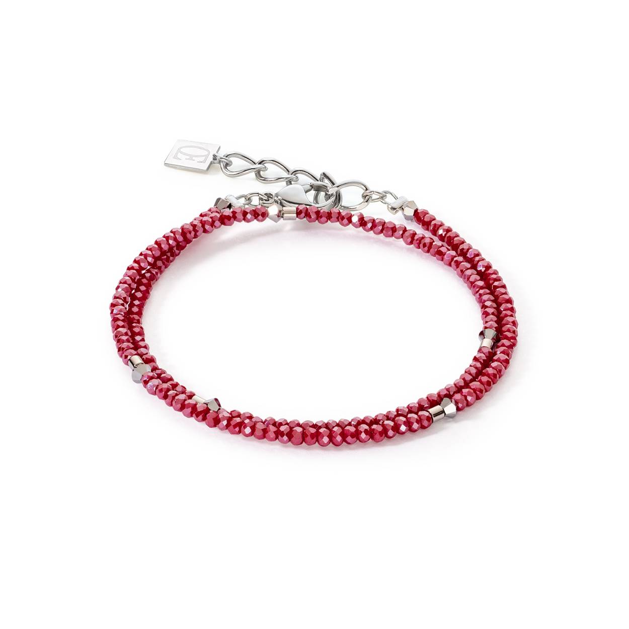 Coeur de Lion staat bekend om hun prachtige kleurencombinaties, unieke vormgegeven sieraden en perfecte kwaliteit.

Deze dubbele armband is gemaakt van rode kristallen, gecombineerd met een edelstalen sluiting.