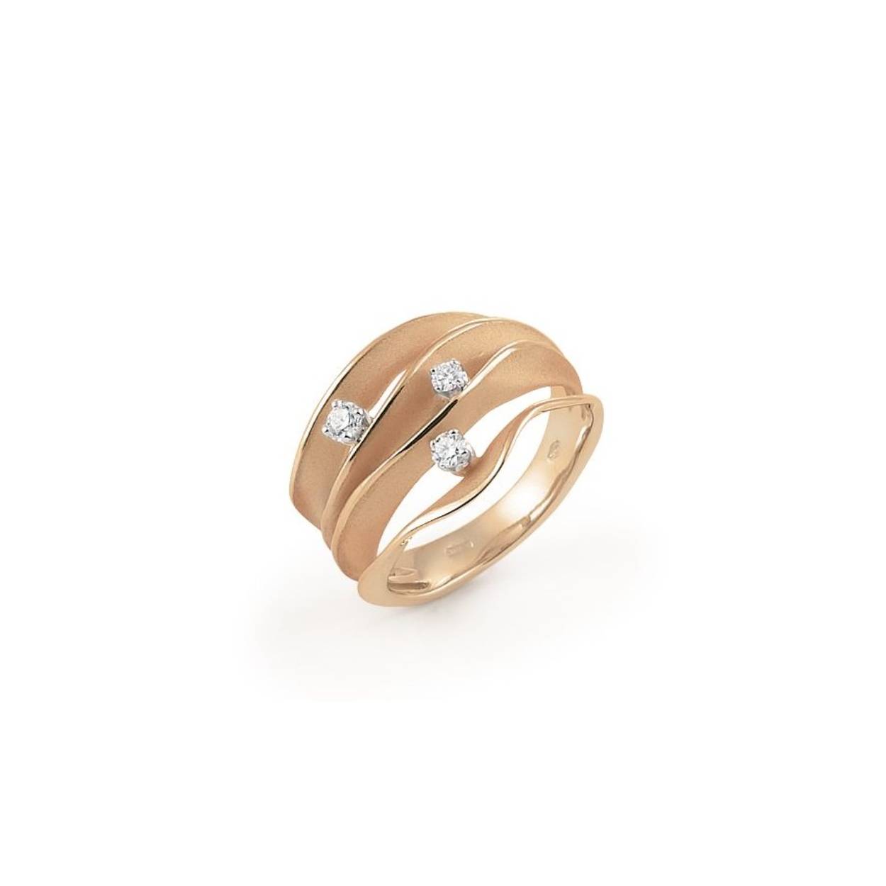 18krt gouden ring met diamant 0,18crt uit de Dune Collectie van AnnaMaria Cammilli. De kleur van de ring is orange apricot, een zachte oranje kleur, zo delicaat als de kleur van een abrikoos. Voor een verfijnde  impact op de huid. 
Ringmaat: 55 (17,5). Heeft u een andere maat, neem dan gerust contact met ons op.

Referentienummer: GAN1942J55