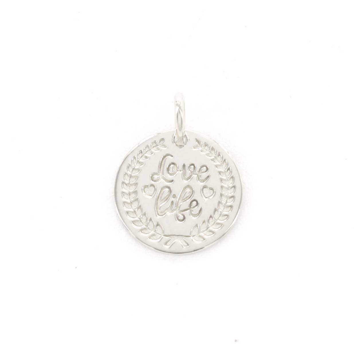 Voor deze hanger heb je een Imotionals ketting nodig. Imotionals kettingen hebben een klein oogje dat door de hanger past.

De collectie hangers en bedels van Imotionals bestaan uit initialen en symbolen. Kies je collier en bedel(s) naar keuze en creëer zo je gepersonaliseerde Necklace.  Je schuif de bedel aan het collier, de lengte kun je zelf bepalen, en hoe leuk is is om 2 of 3 lengtes samen te dragen. Creëer your own Necklace Party.

Imotionals is een zilveren sieradenlijn bestaande uit dunne colliers en hangertjes, het laatste in de vorm van initialen en symbolen. waarmee je door middel van colliers, initialen en symbolen expressie geeft aan jou gevoelens of gedachten.

Een letter sieraad zorgt ervoor dat je jouw look een persoonlijke touch kan geven. Kies voor je eigen letter of de letter van je beste vriendin, vriend, moeder of iemand anders die je dierbaar is. Je kunt er zelfs een hele naam aan hangen, met bijvoorbeeld een hartje of sterretje symbool voor extra betekenis. Ook mega leuk om te geven als cadeautje. Get it before it's gone!