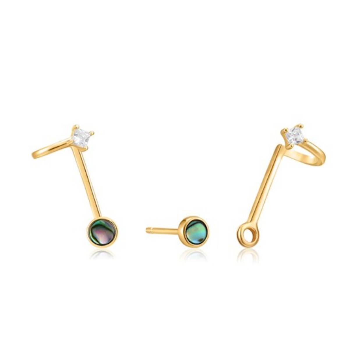Oorsieraden uit de 'Turning Tides' collectie van Ania Haie uitgevoerd in sterling zilver met een geelgouden plating. De oorstekers zijn gecombineerd met abalone schelp.