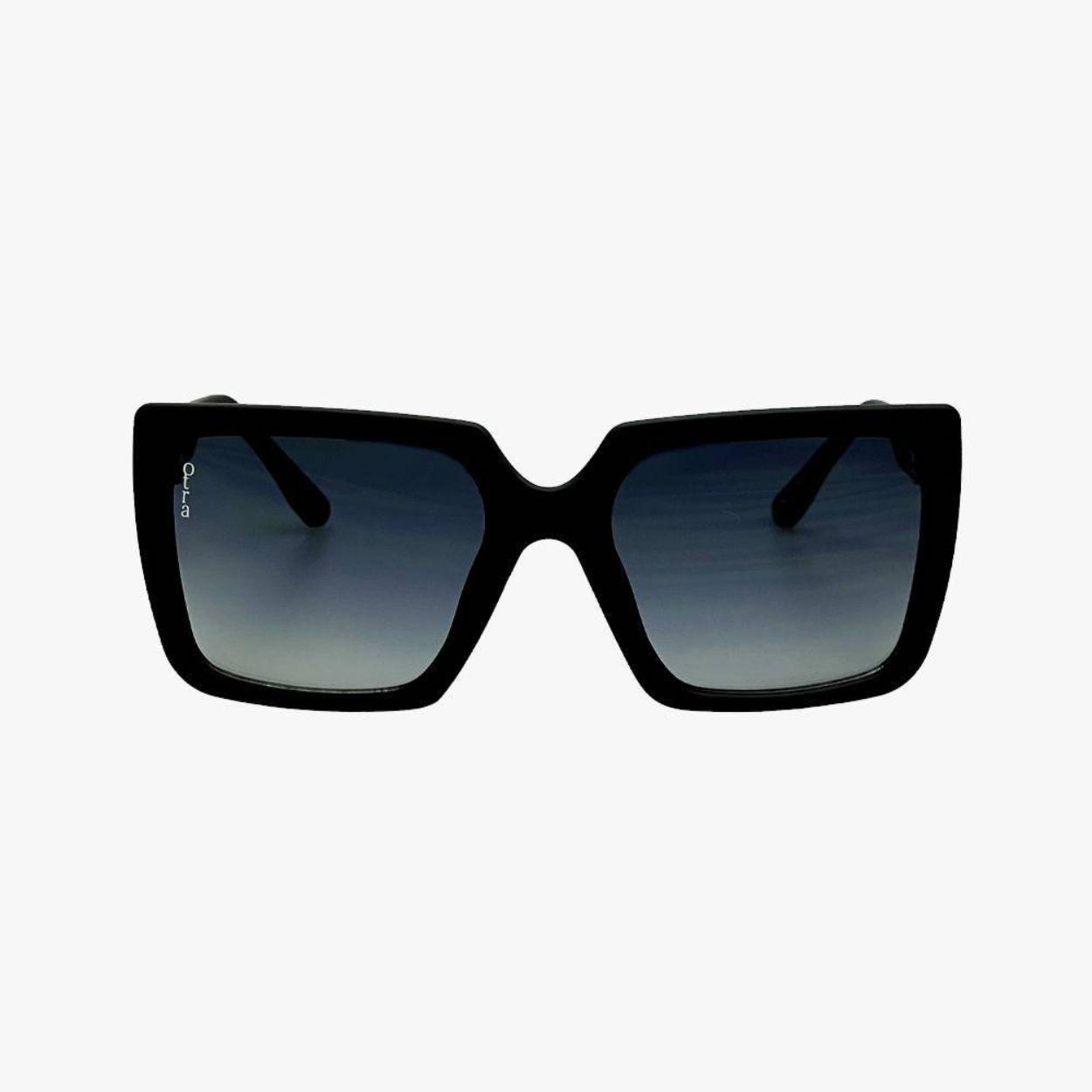 Trendy zonnebril, met 100% UV-bescherming. Wordt geleverd met een  zacht crèmekleurig Veganistisch etui