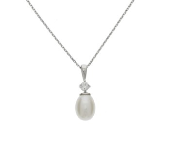 Mooi zilveren collier met een zoetwater parel en zirkonia steen. Lengte van het collier is 45 cm.