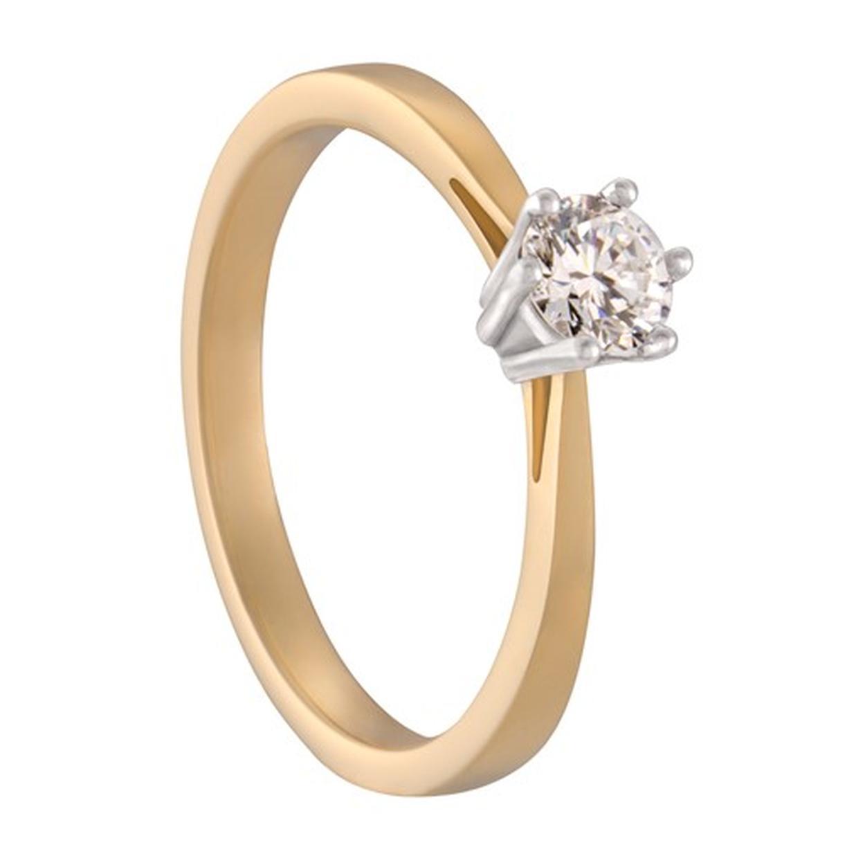 Uit het Nederlandse Atelier Aller Spanninga komt deze 14 karaats gouden solitair ring.
De 0.17 caraat natuurlijke diamant is van VVS Top Wesselton kwaliteit en is gezet in een witgouden chaton.
Deze ring is bestelbaar in verschillende ringmaten of in rood of witgoud.
Tevens is de ring op verzoek ook te vervaardigen met een hoger caraat diamant tot 0.40 ct.

Zeer geschikt voor een huwelijksaanzoek, tijdloos geschenk of als schitterend cadeau voor uzelf.

Wij raden aan een zetting één á tweemaal per jaar te laten controleren.
Dit doen wij met alle liefde inclusief ultrasonisch reinigen geheel kosteloos, 
ook voor de sieraden die u niet bij ons heeft aangeschaft.