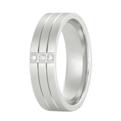 Strak en tijdloos dat is deze prachtige ring welke door onze diamantzetters wordt voorzien van drie briljanten.