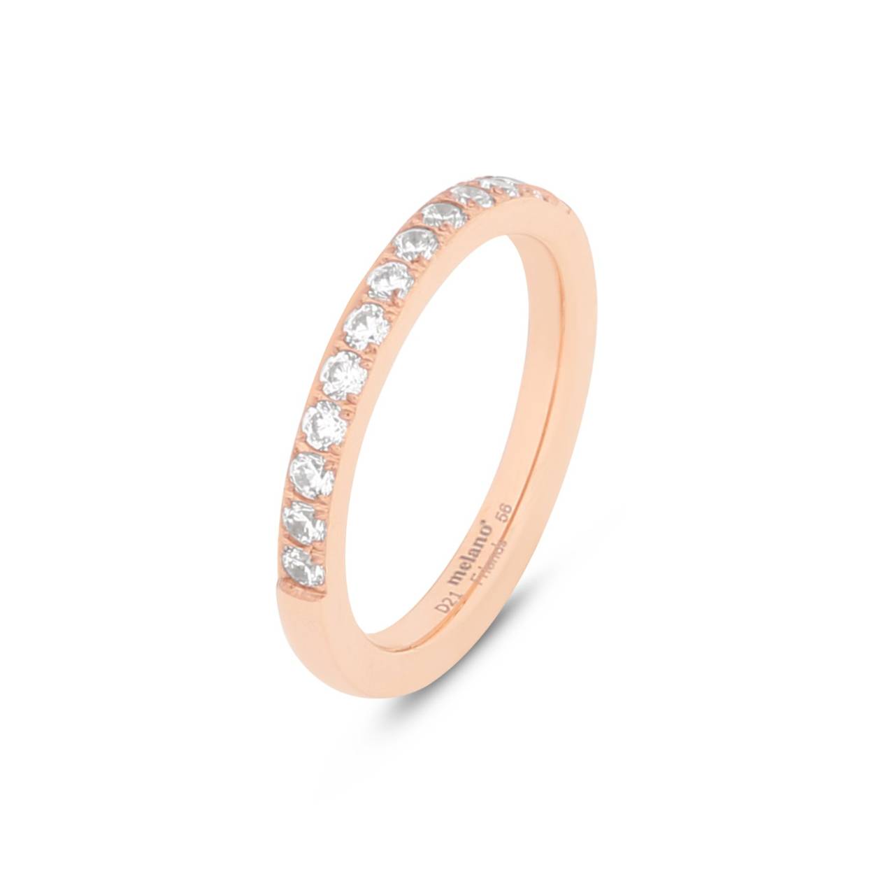 De Melano Friends Saddy ring is een prachtige sprankelende ring die zowel los te dragen is, maar ook geweldig staat als aanschuifring bij alle andere Melano ringen. De ring is een bredere variant van onze bekende Sadé CZ ring en is er in drie verschillende subtiele tinten zirkonia. De Saddy ring is 2,5 mm breed en is verkrijgbaar in een zilver-, rose goud- of goudkleurige plating.