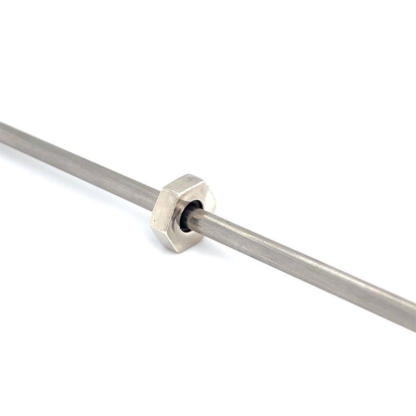 Zilveren stopper van Tedora. De vorm is een zeskant. Stoppers worden geplaatst aan het einde van de  armband. Hierdoor vallen de andere kralen/ bedels er niet zomaar van af.