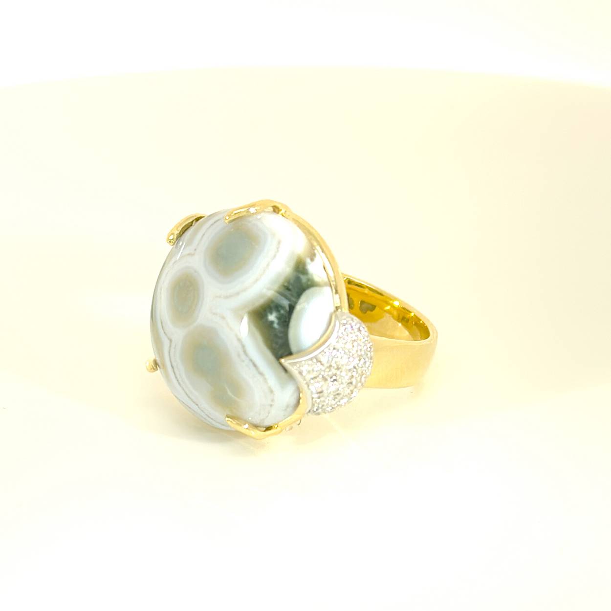 18kt geel gouden ring oceaanjaspis + 0.2ct brilj