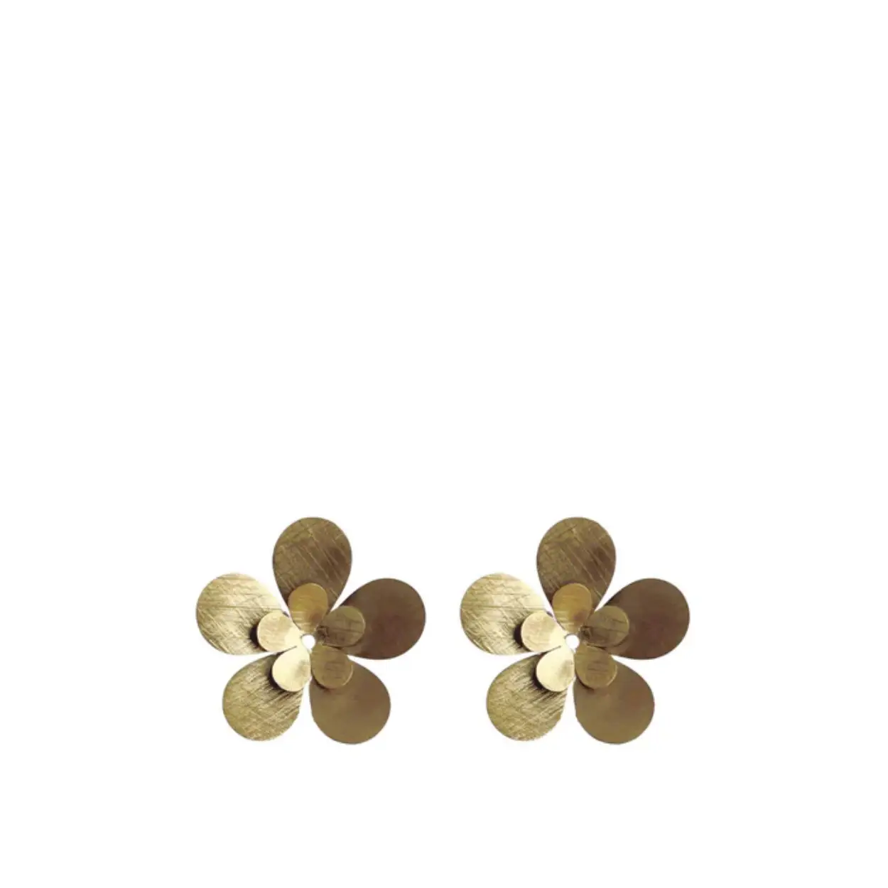 Deze bloemen stud oorbellen hebben een prachtige matte afwerking. Deze oorbellen kun je echt oneindig combineren en zijn perfect voor jou als je niet al te grote oorbellen wilt dragen.

Lengte oorbel: 2,5 cm
Breedte oorbel: 2,5 cm
Gewicht: 2 gram per oorbel
Materiaal: Stainless steel