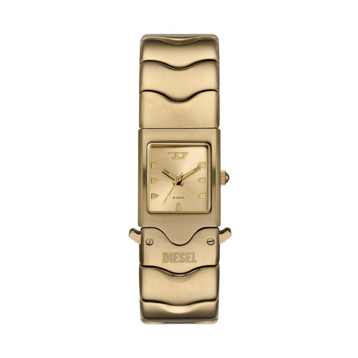 Het horloge heeft een quartz uurwerk. De wijzerplaat is goud en is afgedekt met mineraalglas. De kast is gemaakt van rvs en heeft een diameter van 22 mm. De band van het horloge is goud en heeft een breedte van 22 mm. De band is gemaakt van rvs. Van dit horloge heb je jarenlang draagplezier!