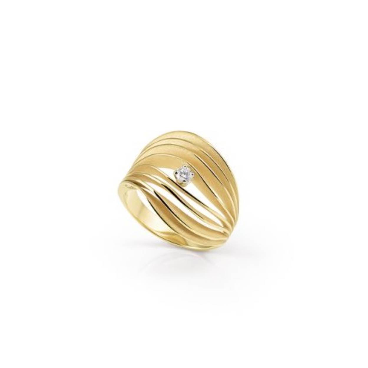18krt gouden ring met diamant 0,08crt uit de Velaa Star collectie van AnnaMaria Cammilli. De kleur van de ring is yellow sunrise, een warm geel dat de energie van de zon en een ongekende charme uitstraalt.
Ringmaat: 55 (17 1/2). Heeft u een andere maat, neem dan gerust contact met ons op.

Referentienummer: GAN3247U