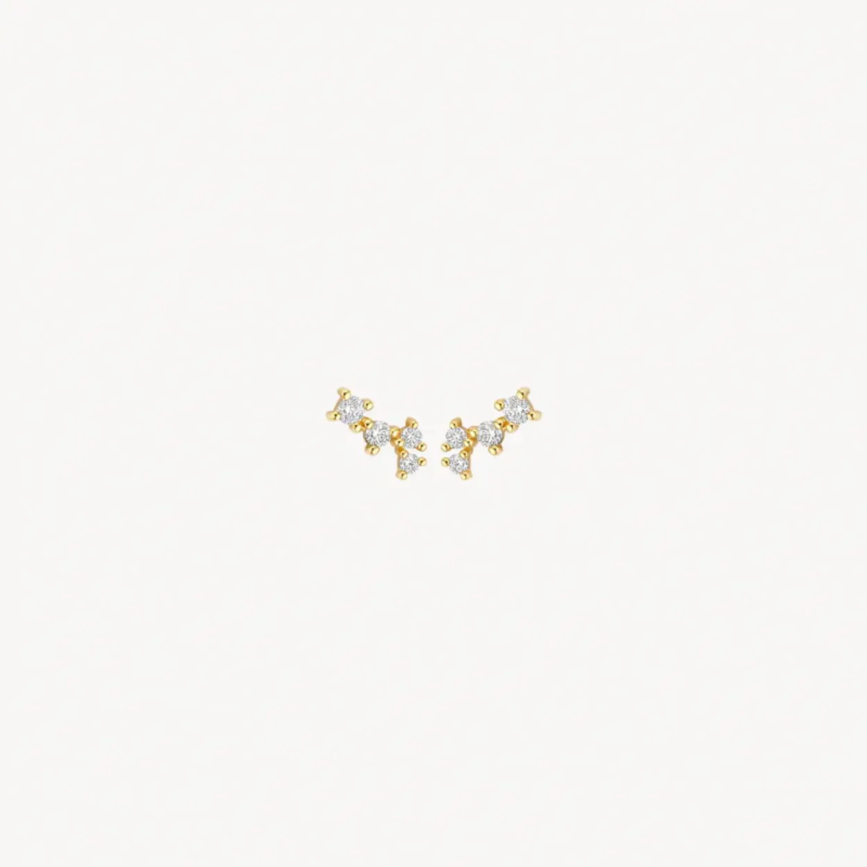 Oorknopjes met speels gezette zirconia's