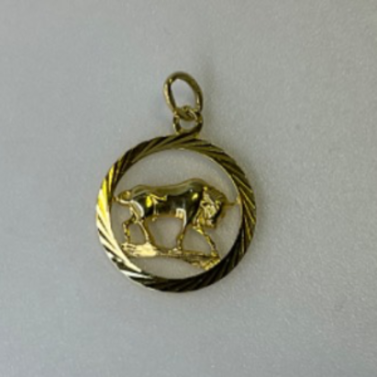 Gouden sterrenbeeld stier