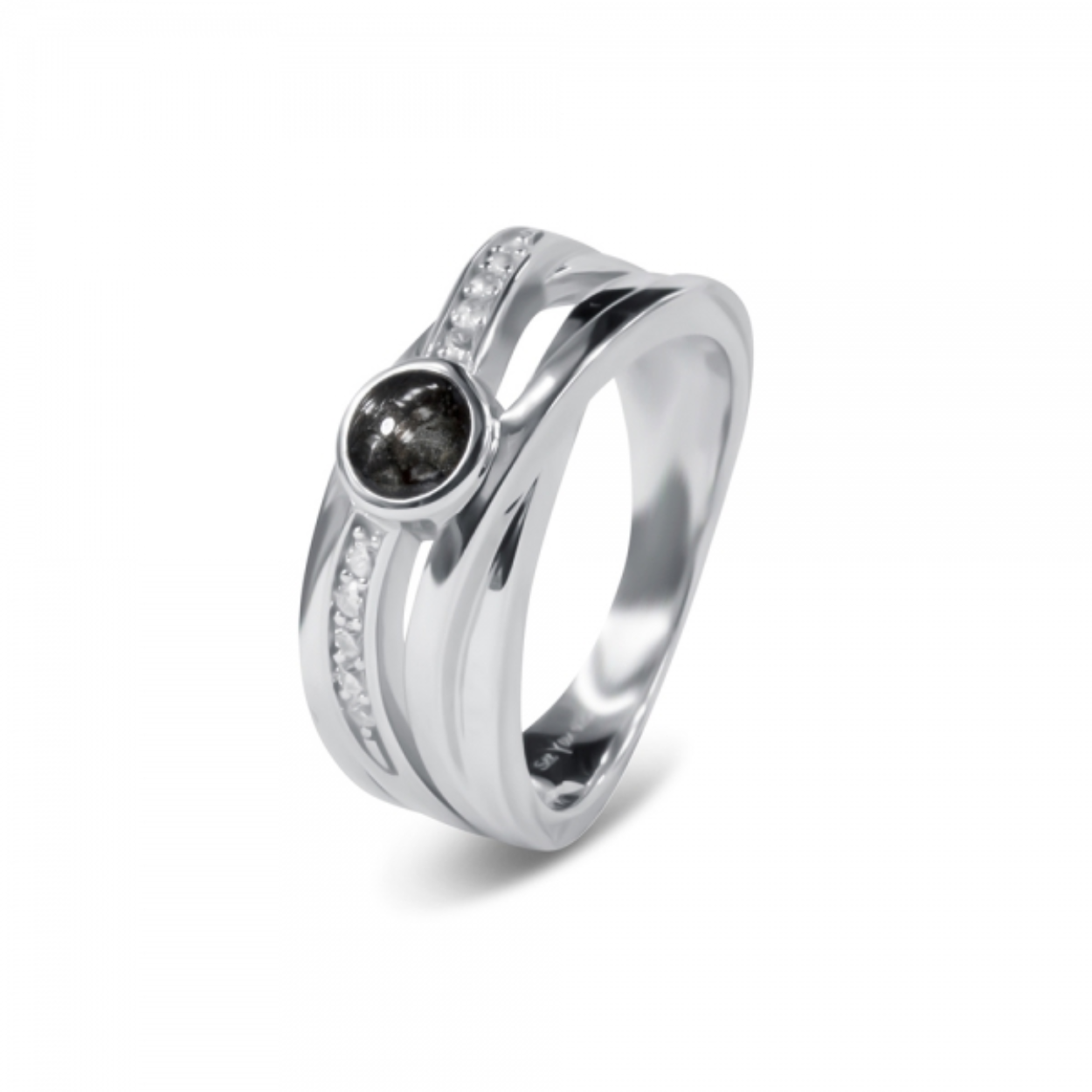 ZILVER RING MET ZIRCONIA EN ASKAMER