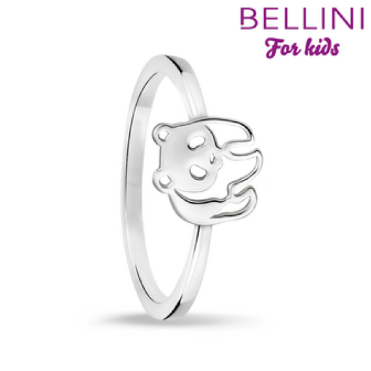 Bellini zilveren ring meteen panda. Bellini for kids is een sieradenlijn welke speciaal voor de jonge meisjes is ontworpen. De gehele Bellini collectie is gemaakt van het eerste gehalte zilver (925) en voorzien van zirkonia's of vrolijk gekleurd emaille. Maak een complete sieraden set door de ring  te combineren met het bijpassende collier met hanger en de oorrsieraden. Alle Bellini kindersieraden worden geleverd in het bijbehorende roze buideltje en zijn een perfect cadeau voor een verjaardag, zwemdiploma, communie of andere feestelijke gelegenheid.