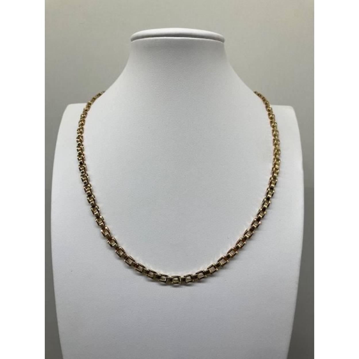 Gouden fantasie schakel collier. 