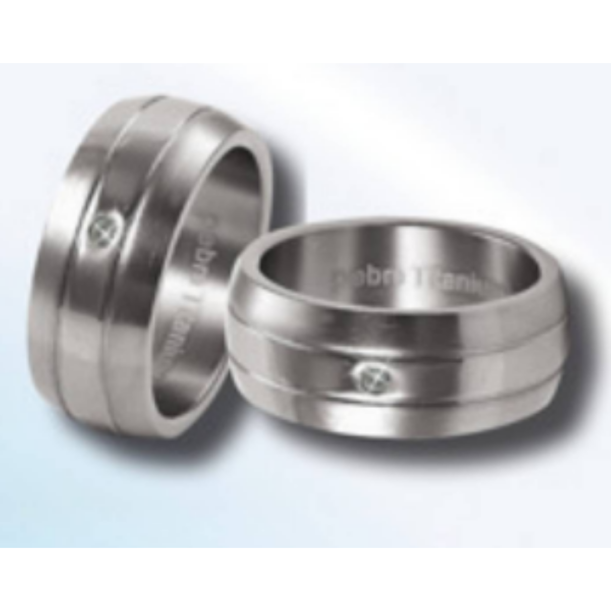 Titanium ring mat/poli met zirkonia