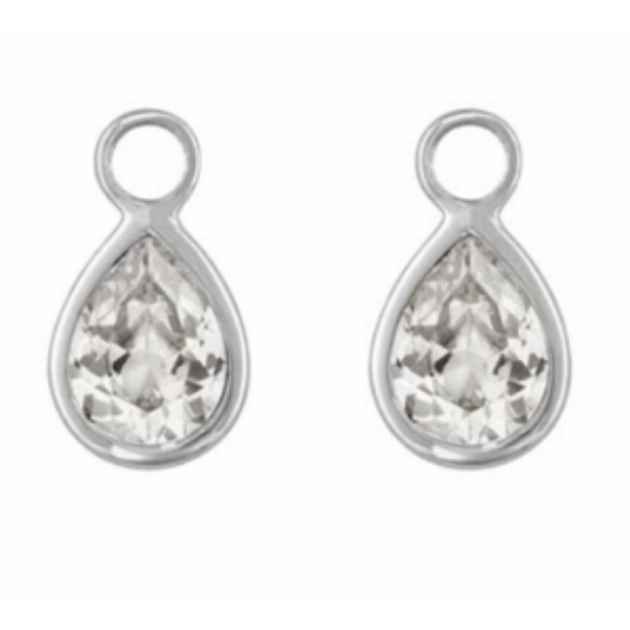 Ontdek de prachtige MY iMenso 121661 van de Creoli Oorbellen collectie voor dames. Het merk staat ook bekend om het grote assortiment sieraden van echt 925 zilver en schitterende (zirkonia) edelstenen.