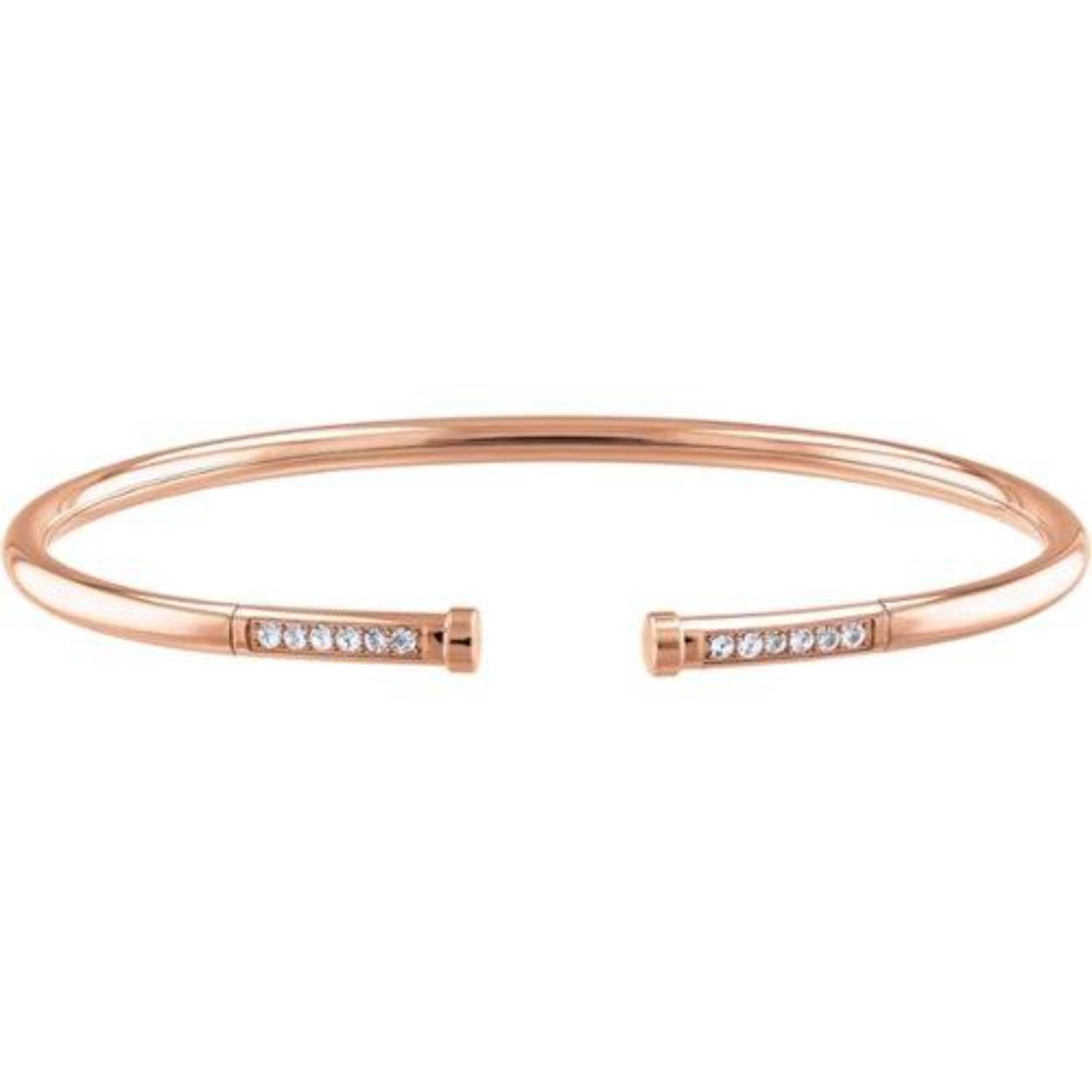 Deze stalen bangle is van Tommy Hilfiger. De armband is voorzien van het zirkonia steentjes wat de armband een luxe uitstraling geeft.

HET MERK
Tommy Hilfiger is wereldwijd ��n van de grootste designer lifestyle merken en is internationaal bekend om haar classic American cool stijl. De sieraden zijn voor dames en heren zijn klassiek met een stoere twist.

SPECIFICATIES
- Rosekleurig 


