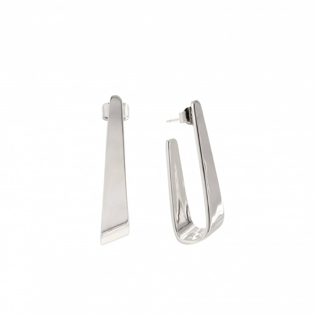 Made of smooth sterling silver with a thick, liquid and geometric design. 