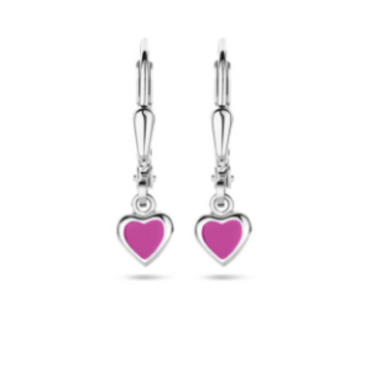 Gerhodineerd 925 zilveren oorhangers uitgevoerd met roze emaille. De oorhangers hebben een totale hoogte van 19mm.