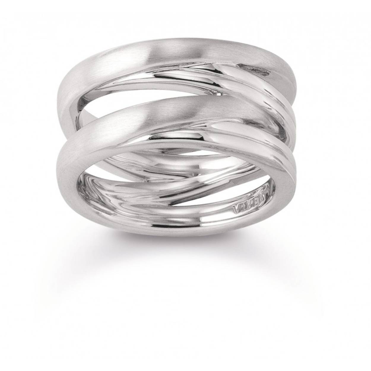 Prachtige zilveren ring van Viventy. De ring is in maat 56. Heeft u interesse in een andere maat? Neem dan contact met ons op.
