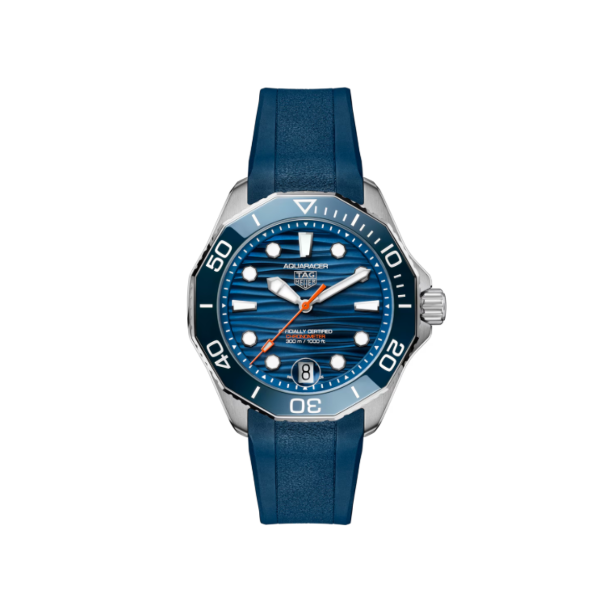 Dit TAG Heuer horloge behoort tot de Aquaracer collectie.
Referentienummer: WBP5111.FT6259

Omarm de diepten van de oceaan met deze TAG Heuer Aquaracer Professional 300 stevig om je pols gebonden. Dit 42mm uurwerk, aangedreven door het COSC-gecertificeerde vervaardigde kaliber TH31-00, is uw ultieme metgezel voor onderwaterverkenning. Het TH31-00 uurwerk heeft een powerreserve van 80 uur. De kast is gemaakt van edelstaal en de band van rubber. Het horloge is getest op een waterdichtheid van 30ATM /300m. De blauwe wijzerplaat met een golvend patroon doet denken aan de onderwaterschoonheid en wordt aangevuld met lichtgevende, met Super-LumiNova® gevulde indexen en wijzers, terwijl de oranje centrale wijzer een levendig tintje toevoegt. De keramisch blauwe uni directionele ring met een schaal van 60 minuten, die de ultra robuuste stalen kast omcirkelt, biedt superieure ergonomie en een bevredigend draaigeluid. Het horloge heeft een krasvrij saffierglas met anti-reflectieve coating.

Uw TAG Heuer is 24 maanden na aankoop beschermd onder fabricagegarantie. Door het horloge te registreren op MyTAGHeuer kunt u deze garantieperiode met nog eens 3 extra jaar verlengen!