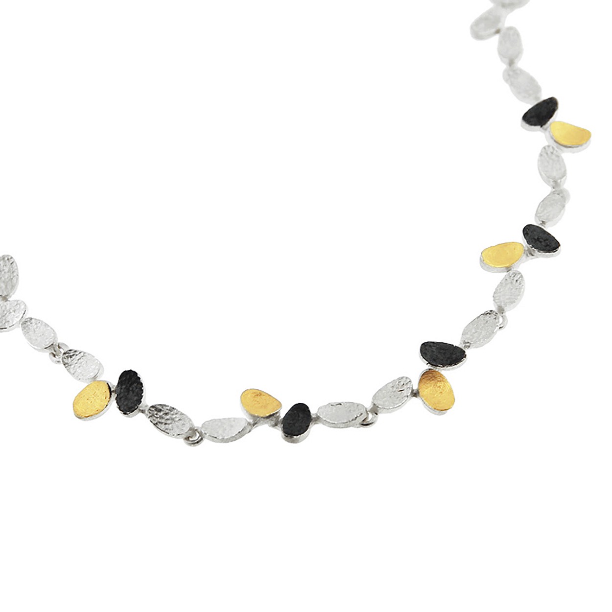 Collier van zilver, geoxideerd zilver en goud