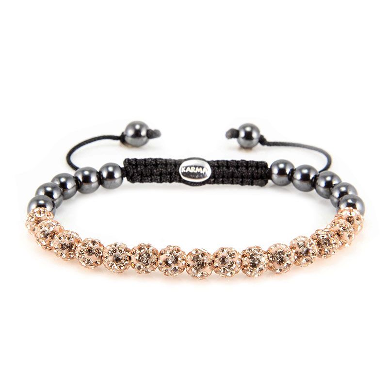 KARMA Spiral Full Crystal XS (rose crystal) KAR-82085 4mm

De kralen zijn gemaakt van precosia kristallen en natuursteen. De kralen zijn handgeregen op een textiel, met het eenvoudige schuifsysteem kunt u de lengte naar wens aanpassen. Deze leuke armband is trendy en modieus, je kunt ze heel goed met meerdere tegelijk dragen. Karma armbanden en kettingen zijn elegante sieraden, handgeknoopt met verfijnde beads. De combinatie van kristallen en natuurstenen is geinspireerd op het Boeddishme en Indiase mythologie. De beads geven kracht en energie. Elke kleurrijke bead heeft een kern die staat voor de liefde. Karma is naast een prachtig sieraad in verschillende maten, kleuren en tinten, een bron van energie.