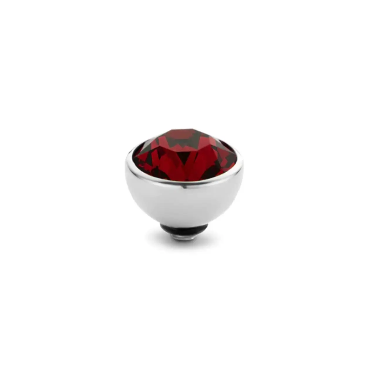 Het Melano Twisted Basic CZ steentje is ons bekende basis steentje van 6 mm. Met dit tijdloze steentje zit je áltijd goed en je hebt de keuze uit alle kleuren van de regenboog.