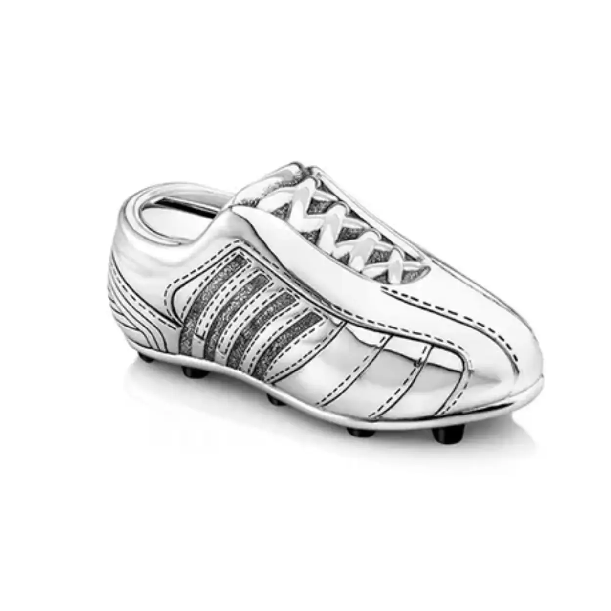 Spaarpot in de vorm van een voetbalschoen. 

Goal! Een schot in de roos, dit cadeau voor de (toekomstige) voetballer! van Zilverstad, nieuw in geschenkverpakking. Top voetbalschoen met noppen is verzilverd op basis 90 en gelakt wat poetsen overbodig maakt. De voetbalschoen is 12,8 cm lang, 5 cm breed en 5,3 cm hoog.
De spaarpot kan gegraveerd worden, wat het een persoonlijk (geboorte)cadeau maakt.