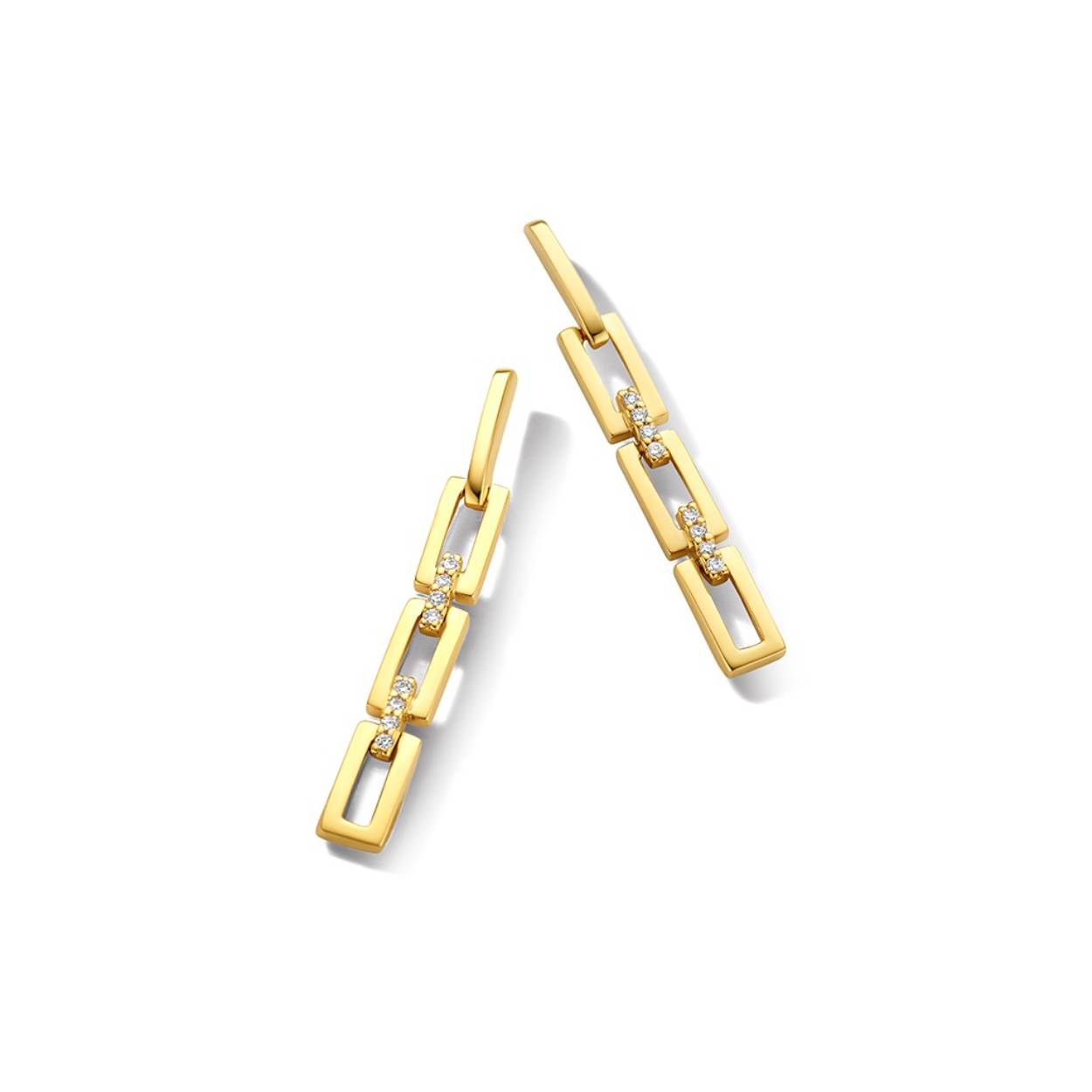 Geel gouden oorstekers lang (18 kt) met briljant: 0,04
Afmetingen: 27 mm x 3,5 mm
Bijhorende hanger en ring ook verkrijgbaar
De prijs kan variëren naargelang de goudprijs