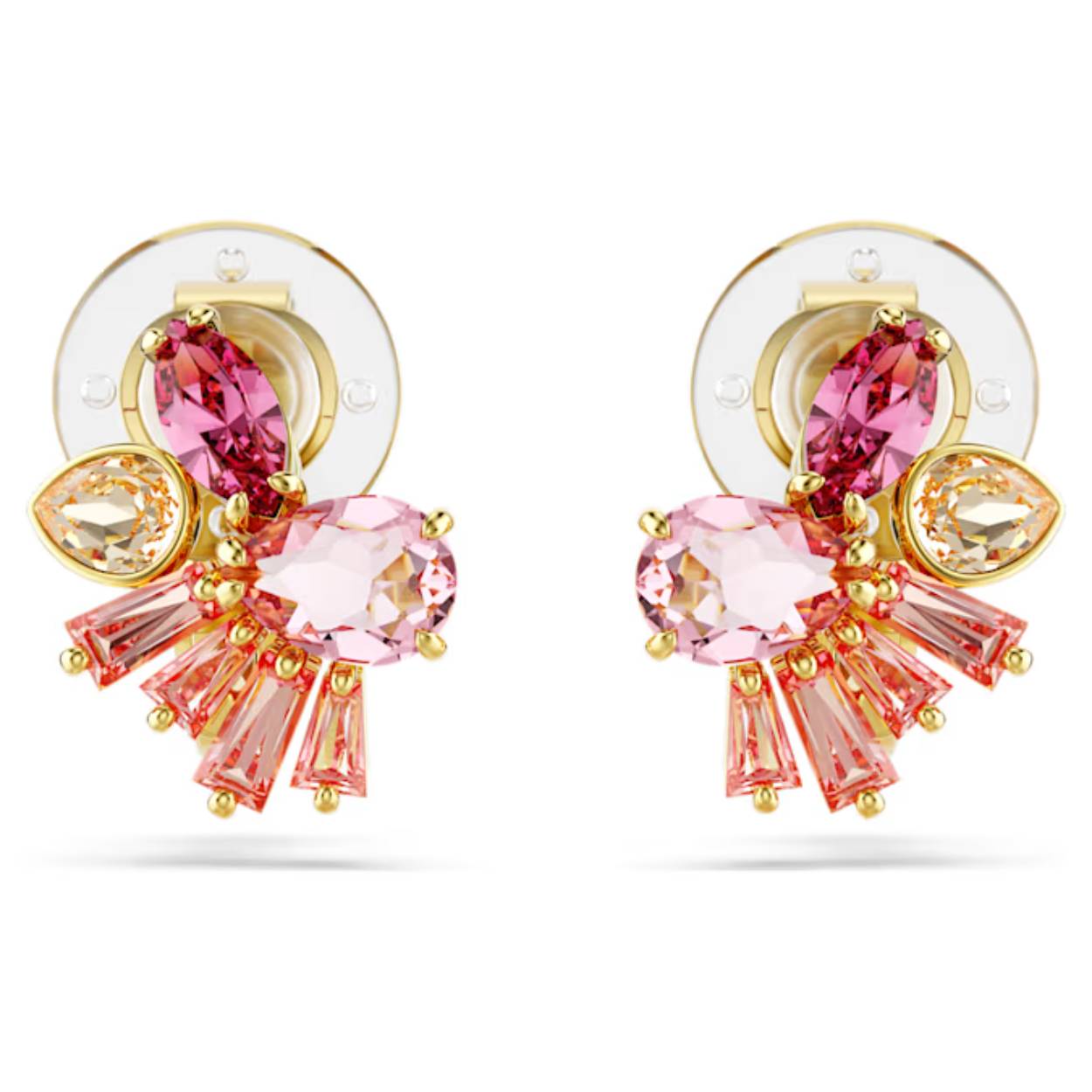 Deze levendige, maar toch delicate oorclips zijn een opvallend eerbetoon aan de kersenbloesem, de nationale bloem van Japan. De sieraden met een goudkleurige toplaag zijn vervaardigd met een diverse mix van elegant geslepen kristallen en Swarovski steentjes in levendige roze en champagnekleurige tinten. Een perfecte manier om de schoonheid van de natuur te omarmen, vooral in combinatie met een bijpassend sieraad uit onze uitzonderlijke Gema Sakura-sieradenlijn.

Artikelnr.: 5688479
Collectie:  Gema
Formaat: 1.4 x 1.1 cm
Materiaal:  Kristallen, Goudkleurige toplaag, Swarovski steentjes
Kleur:  Roze
Gewicht (individueel product):  1.6 g