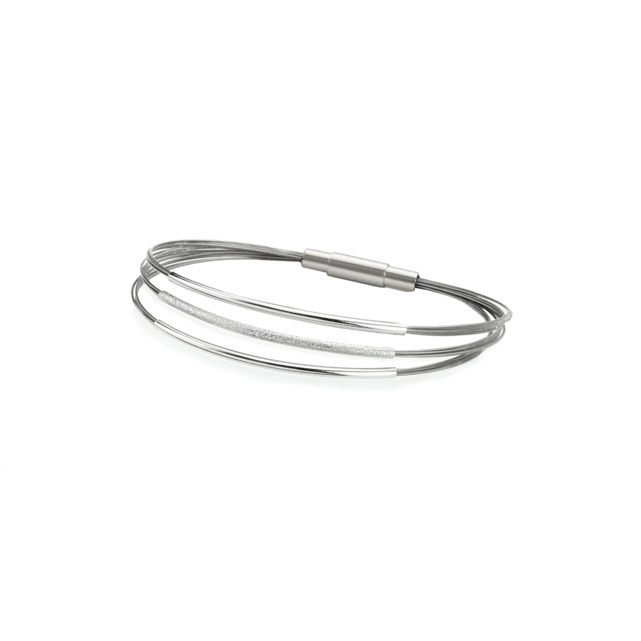 tripple round bracelet