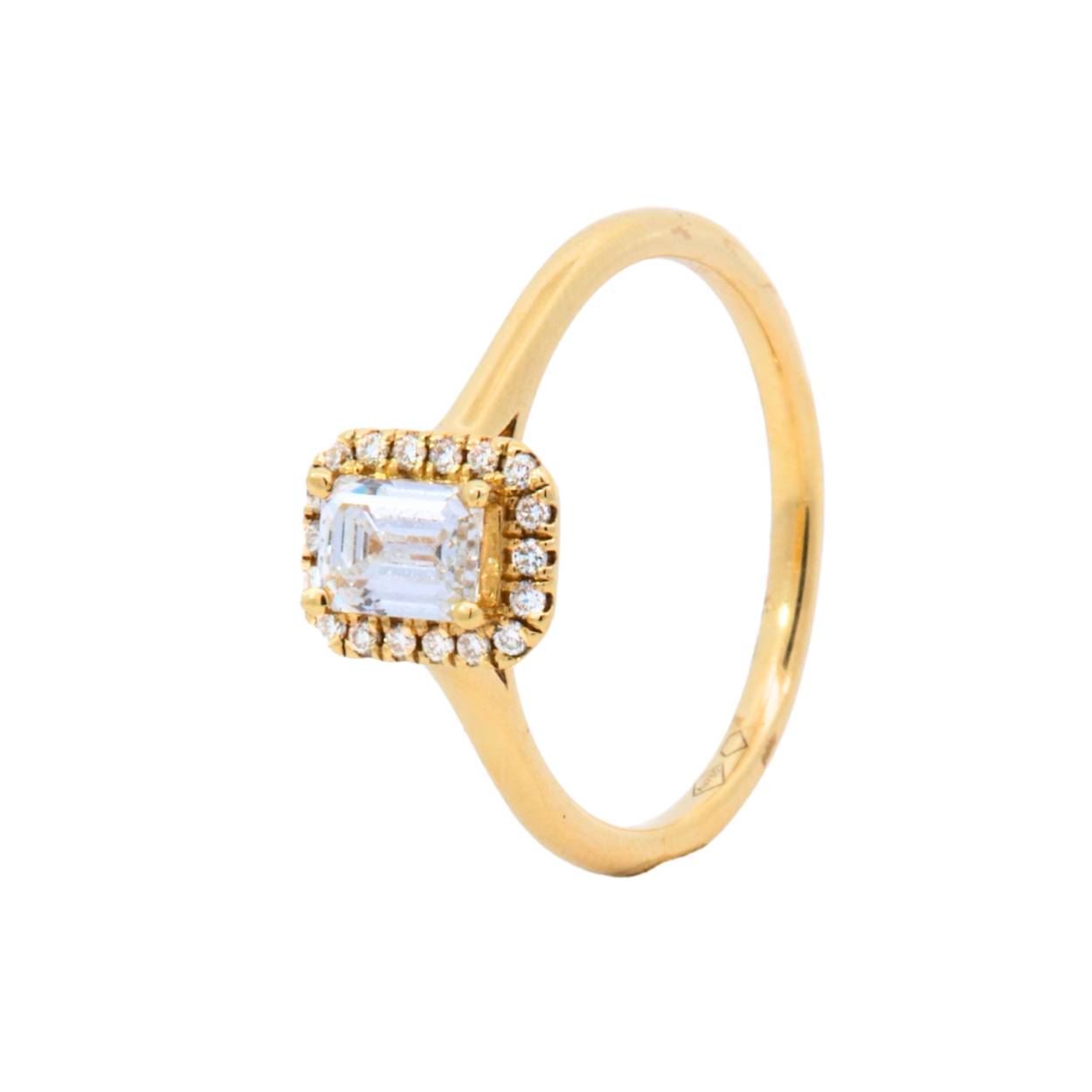 Ring 18KT 3.6 gr, 0.16 ct