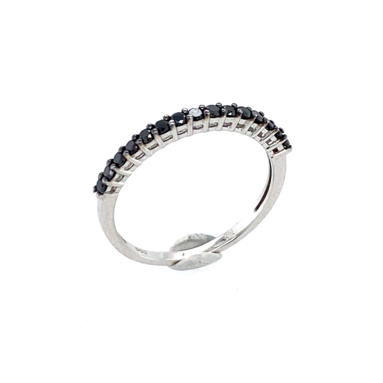 witgouden rijring met zwarte diamant