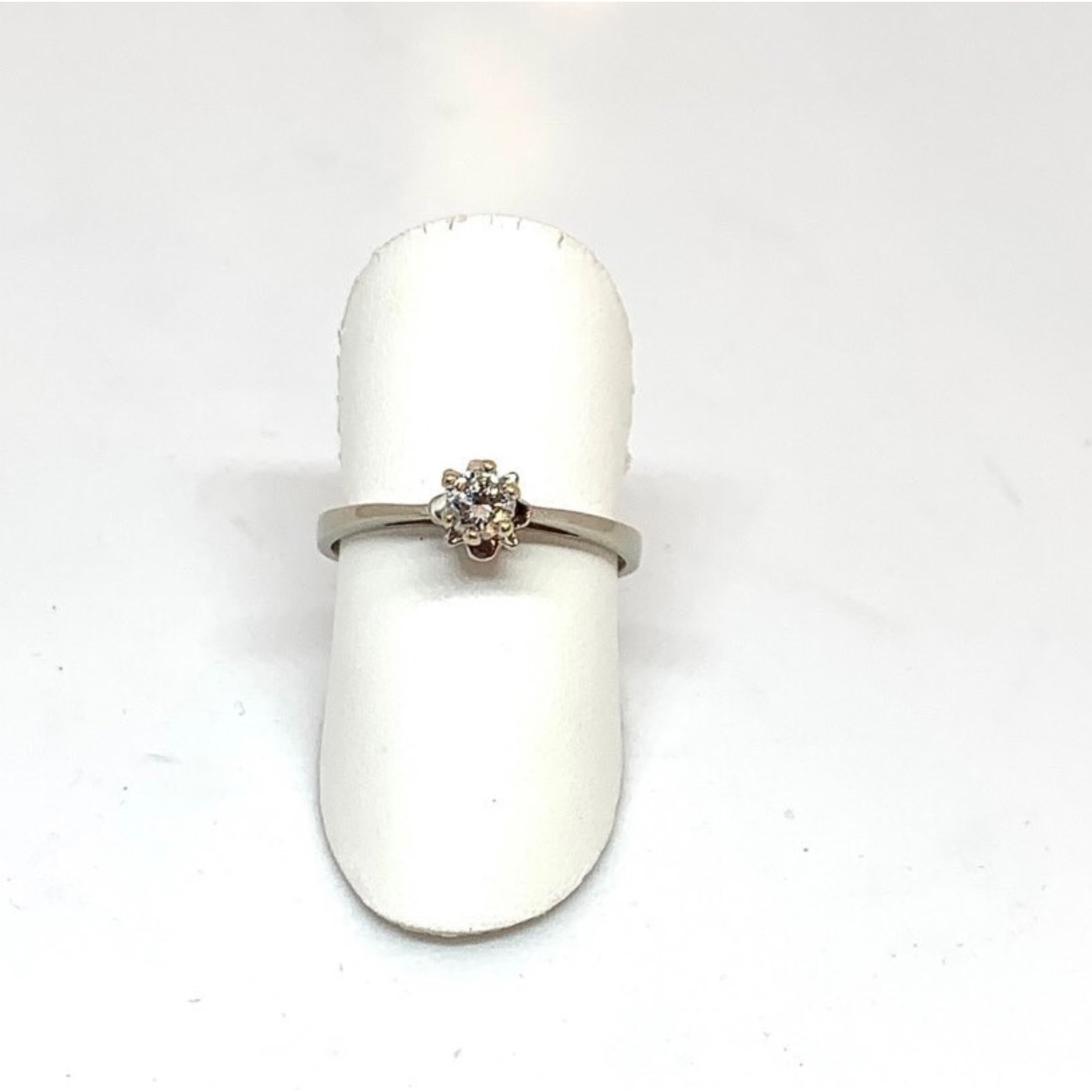 Ring solitair witgoud 14k goud 0,25 ct top wesselton vs 
