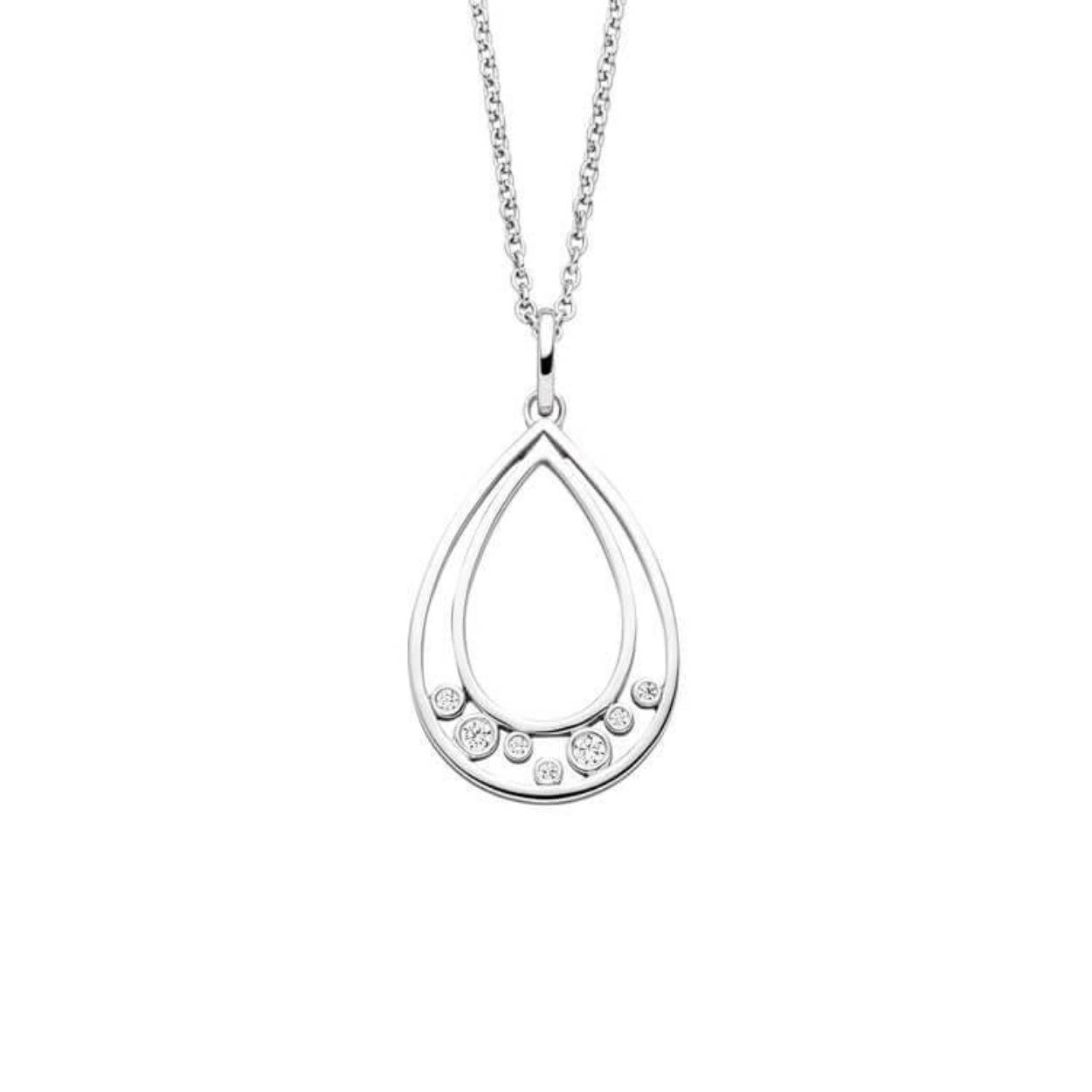 Prachtige zilveren hanger van Viventy, bezet met 7 zirkonias. De lengte van dit collier is 45cm.
