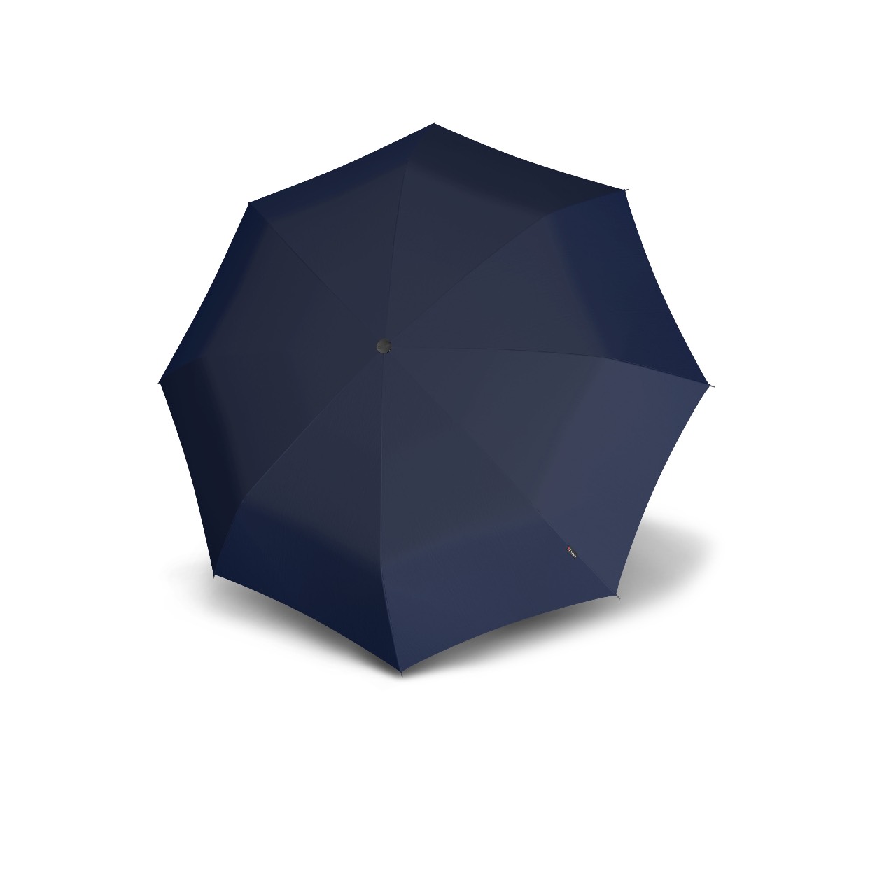 Open en dicht met een druk op de knop in combinatie met een groot scherm? Koop dan deze T.400 van knirps.

Doorsnede paraplu 126cm
opgevouwen 36cm lang

Onderhoud tips:
graag deze paraplu open laten drogen en niet bij een warmte bron.