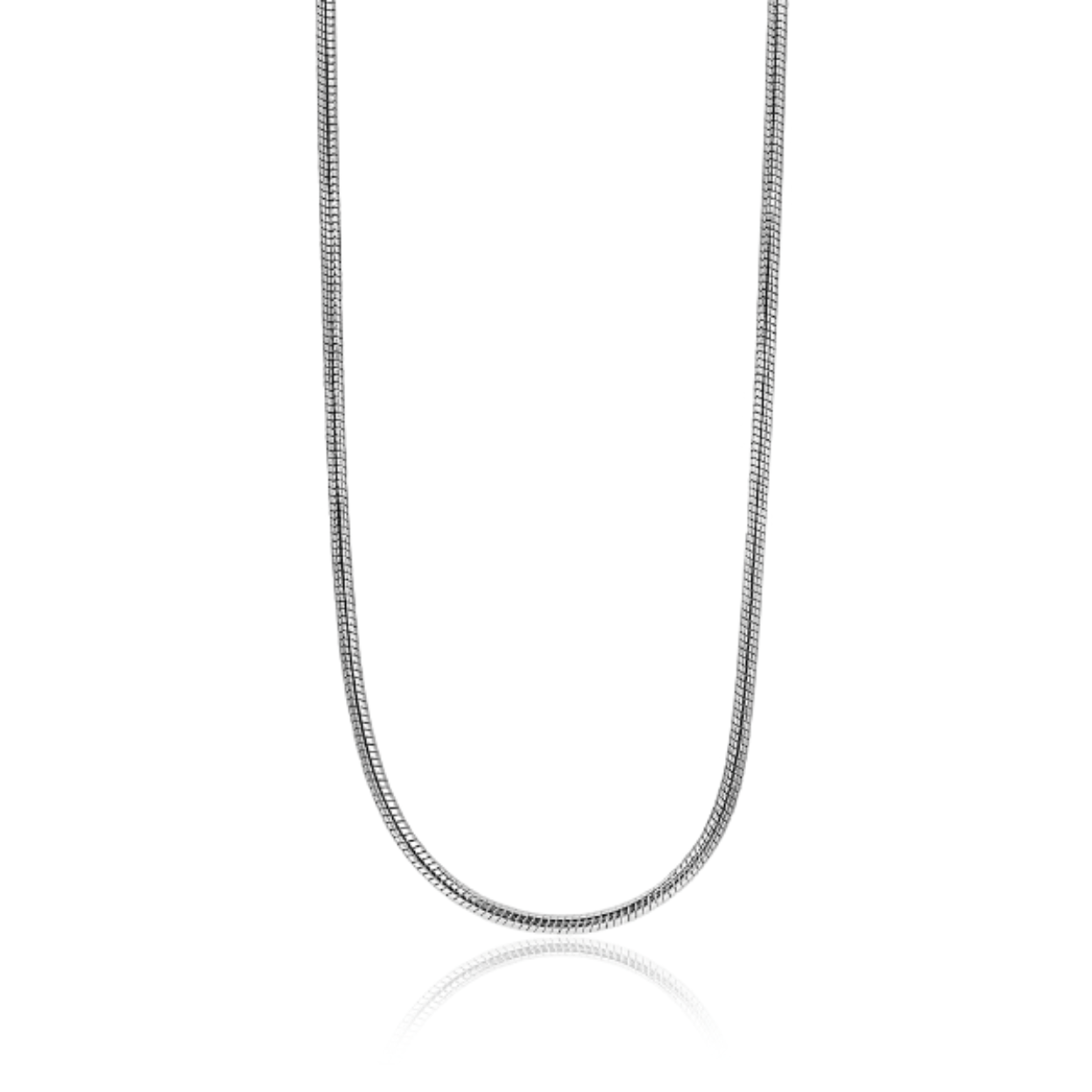 ZINZI zilveren slangencollier 45cm van 1 mm breed. Ook verkrijgbaar in lengten 42cm en 50cm. Het collier is vervaardigd van eerste gehalte zilver (925) en extra gerodineerd voor een mooie glans.