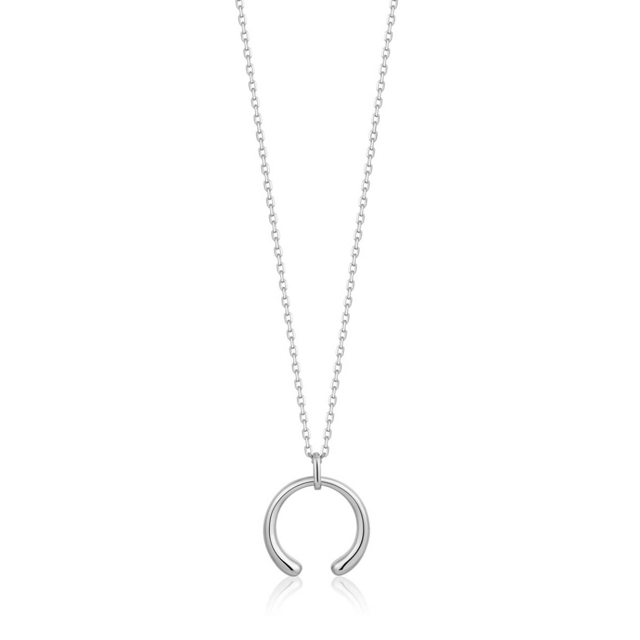 zilveren collier met open hoefijzer model hanger. De lengte is 40cm