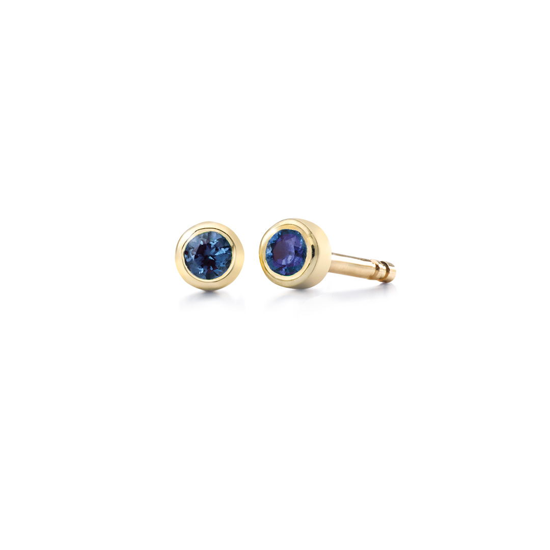 Blauw saffier oorknoppen ovaal