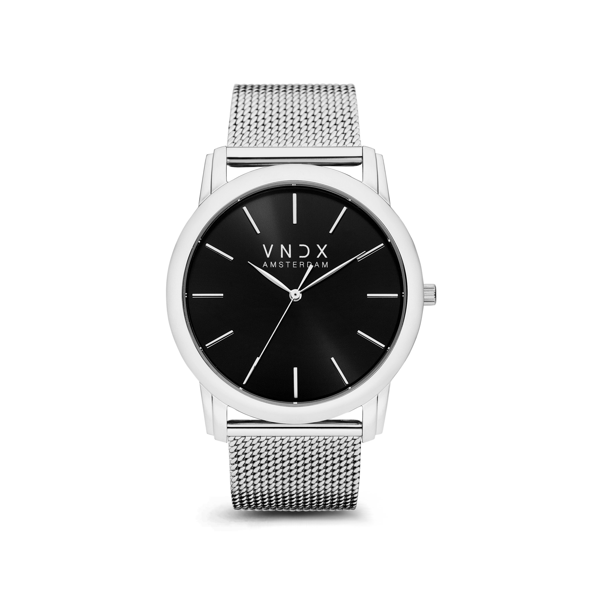 De City Chick XL, Ga jij op in het bruisende stadsleven? Ben jij op de hoogte van de laatste trends? Dan is deze City Chick het perfecte horloge voor jou. Haar minimalistische design zorgt voor een rustige modebewuste uitstraling. Haar slimme kast heeft een diameter van 42 mm.

In de kast zit een slim uurwerk, waarop een stralende zwarte wijzerplaat rust. Haar slimme uitstraling zorgt ervoor dat jou City Chick gemakkelijk te combineren is met je lievelingsoutfits.

Met je City Chick zul je schitterende tijden beleven, je horloge zit prettig om de pols en is licht in gewicht.

Door haar mesh zilveren band, vormt haar minimalistische design zich gemakkelijk om je pols. Ook het op maat maken van je horloge is eenvoudig te doen, door haar verstelbare sluiting.

Geniet en omarm het geluk dat de stad je geeft. Laat dit horloge ervoor zorgen dat je Never Too Late bent!
