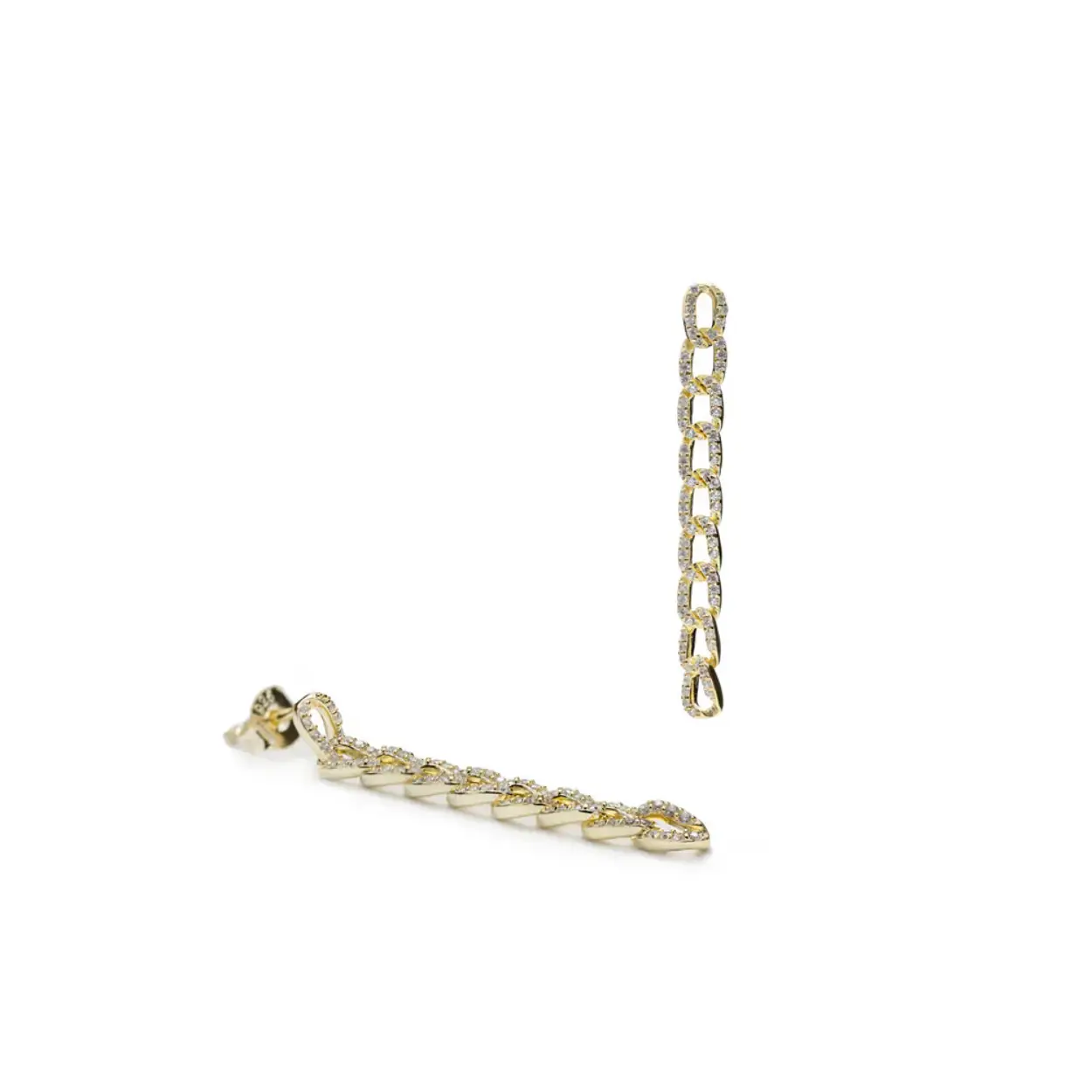Gold plated long earrings with zirconia chain design. An elegant and innovative design, perfect to give a touch of trend to your looks. Long silver earrings chain design with zirconia setting. Ideal to wear with the matching necklace, you will love it!