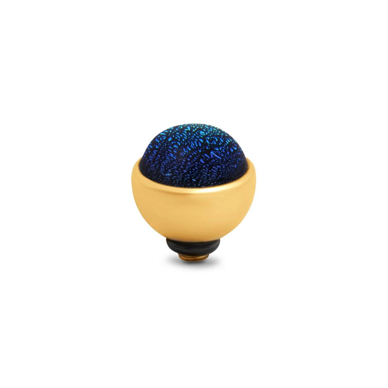 Het Melano Twisted Shimmer steentje is nieuw binnen de Twisted lijn.. Deze eyecatcher is voorzien van een speciale structuurfolie en is afgewerkt met een glazen laagje, waardoor er een diepe glans gecreëerd is. Hij schittert weer net in een andere tint in elk licht, wat deze steen zo bijzonder maakt. Het Shimmer steentje is 8 mm breed.
